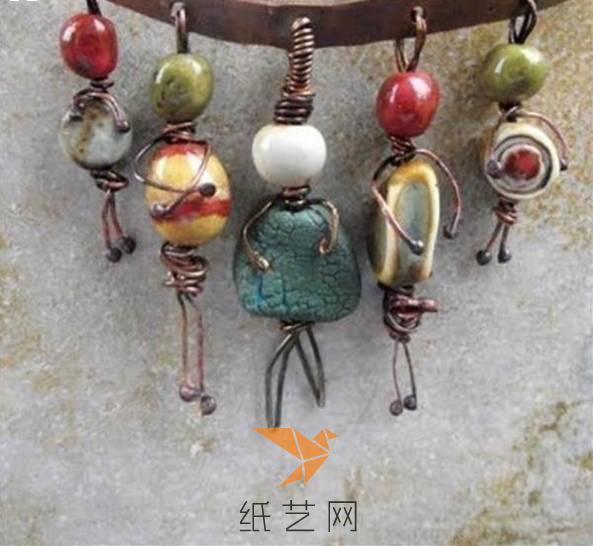 变废为宝 巧手塑造铁丝工艺品